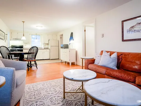 10 Holbrook St #2, Freeport, ME 04032