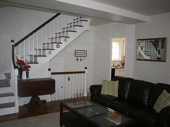 2nd image of 3532 Valley Dr