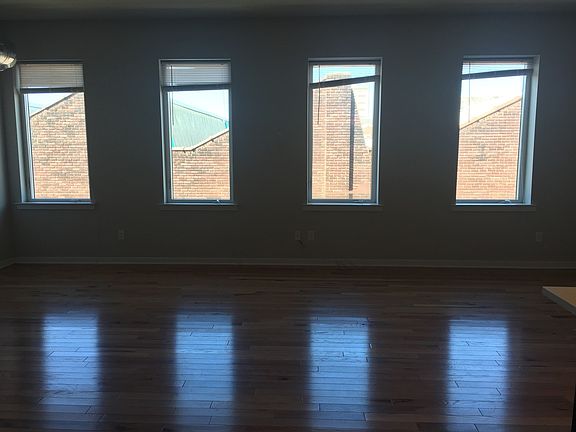 3rd image of 2007 N Hope St Unit 305