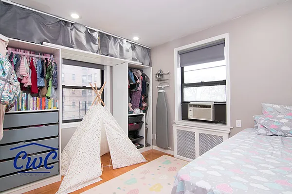 Sold by Liongate Properties Inc | media 6