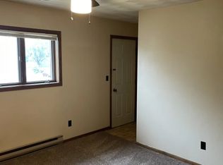 2120 Marathon Ave #9, Neenah, WI 54956