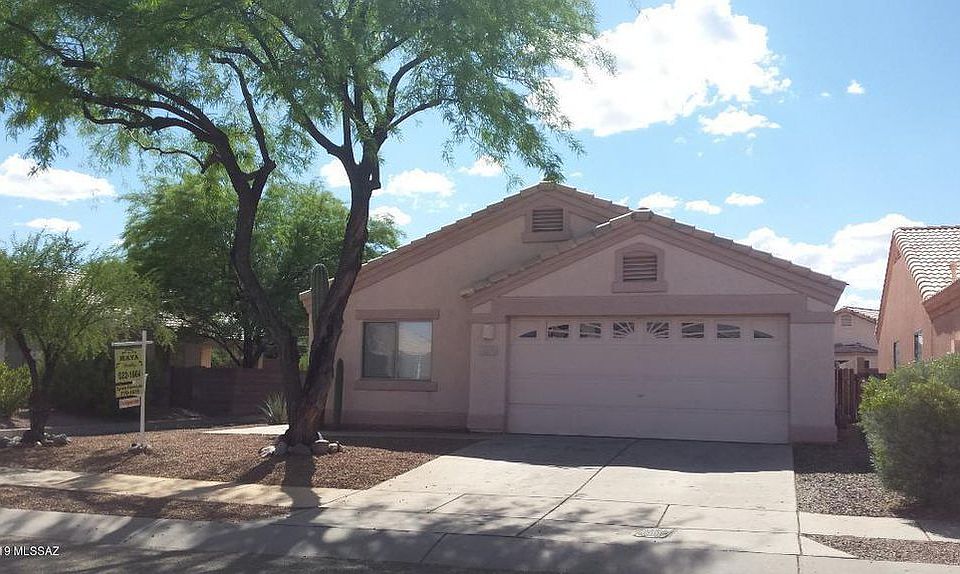1st image of 2855 N Mountain Creek Way