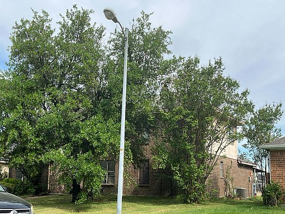 2nd image of 8001 Rice Dr