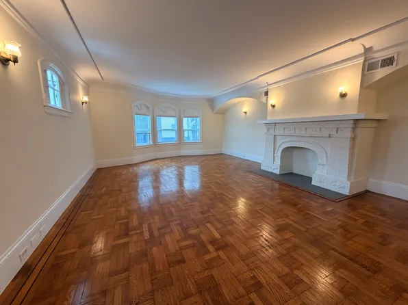1677 Silver Ave #1677, San Francisco, CA 94124