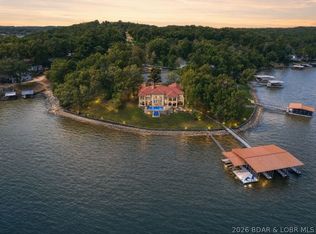 32 Quiet Waters Ln, Sunrise Beach, MO 65079