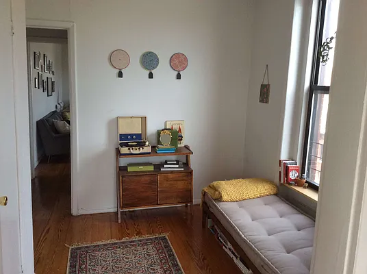 Rented by Peter Jacob, LREB | media 18