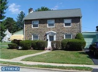 561 Broadview Rd, Upper Darby, PA 19082