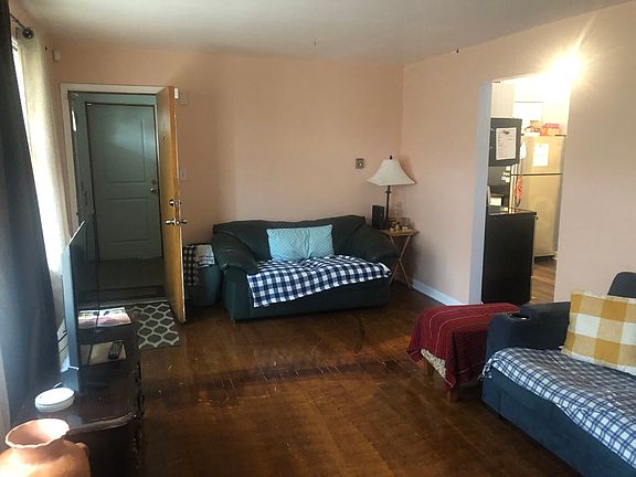 2nd image of 3127 Scoville Ave