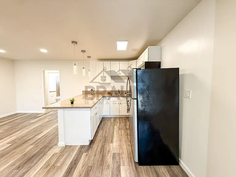 5611 FULCHER PROPERTY, LLC — Photo 20