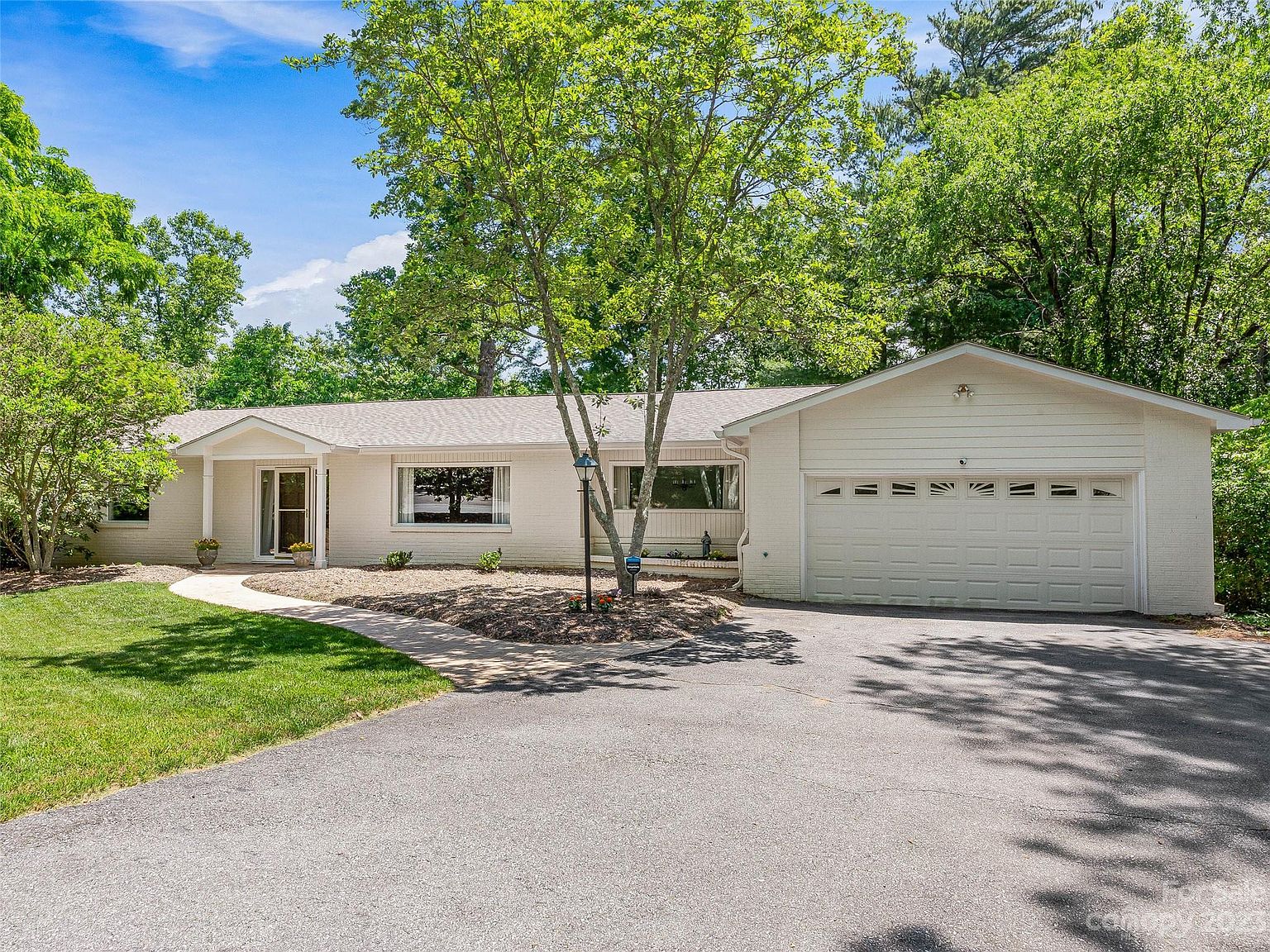 21 Robinhood Rd, Asheville, NC 28804 Zillow