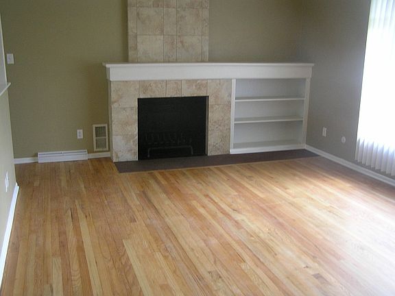 NEW frpl. tile, paint