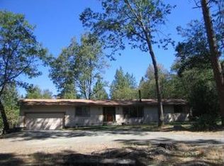 266 Opal Ln, Grants Pass, OR 97526