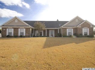 198 Raleigh Way, Huntsville, AL 35811