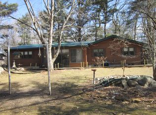 E6302 Pine Ln, Manawa, WI 54949
