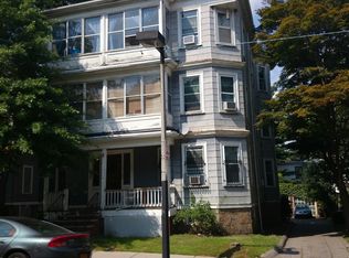 17 Hillside St, Roxbury, MA 02120
