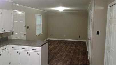 1st image of 301 W Main St APT 10