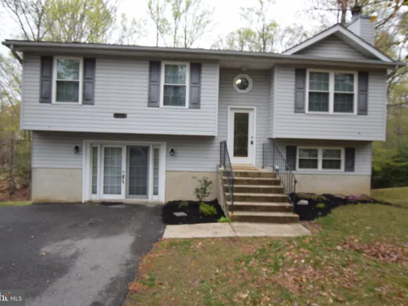 716 Pioneer Trl, Lusby, MD 20657