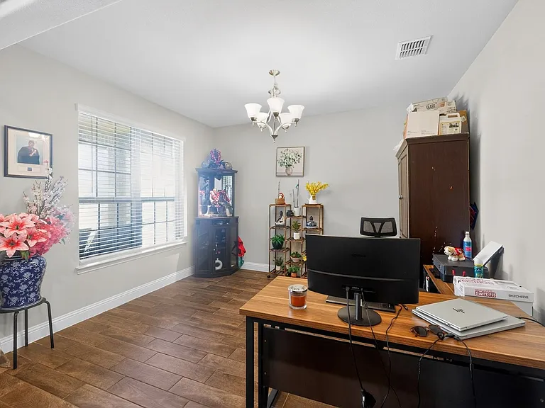 6200 Marigold Dr — Photo 15