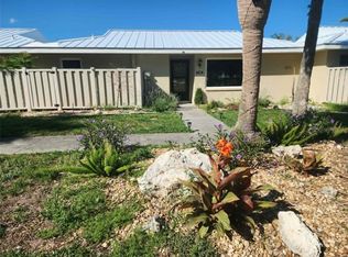11352 W Bayshore Dr, Crystal River, FL 34429