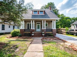 1889 N Grant Ave, Springfield, MO 65803