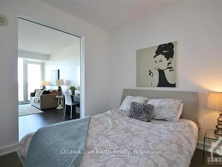 111 Champagne Ave S #908 — Photo 13