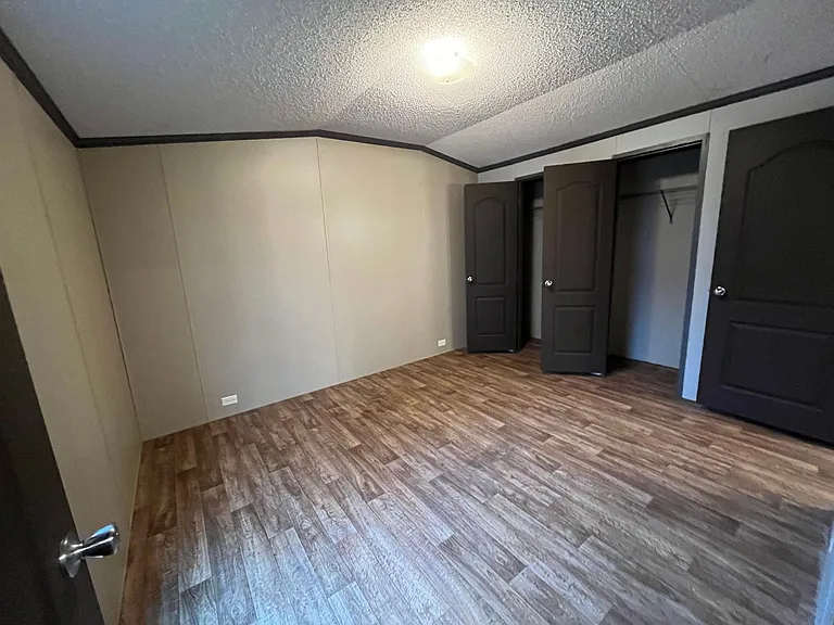 3831 SW South Park Ave — Photo 10