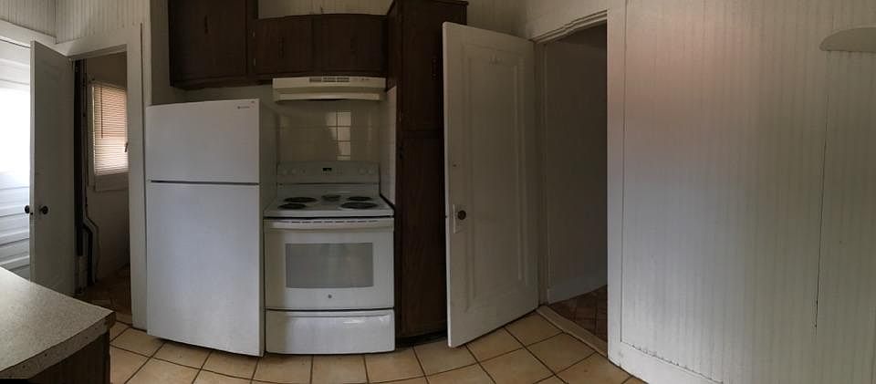 2nd image of 6 Prospect St #A