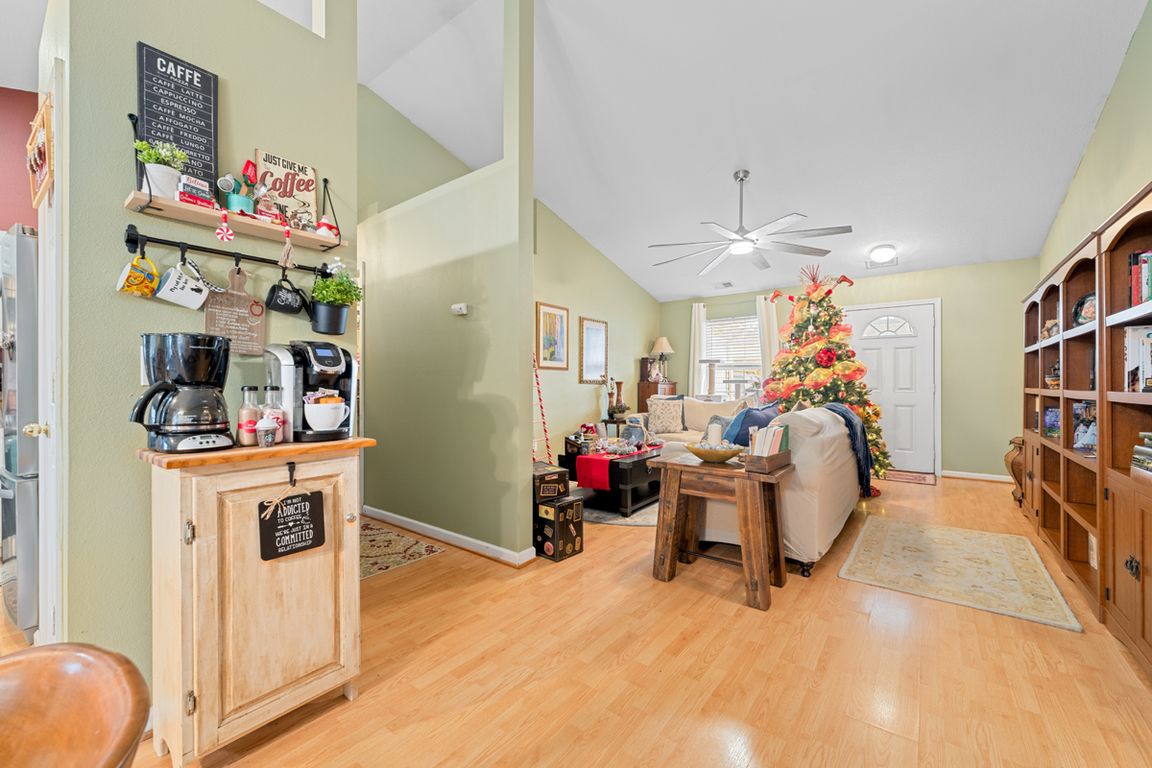 next background image