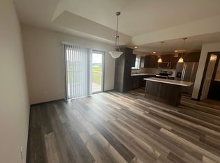 3715 32nd St S, Moorhead, MN 56560