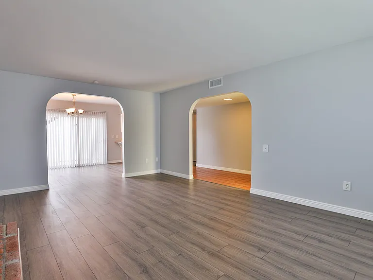 309 W Kelly Ave #A — Photo 7