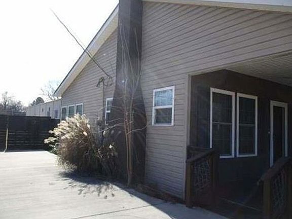 5th image of 108 S Liner St