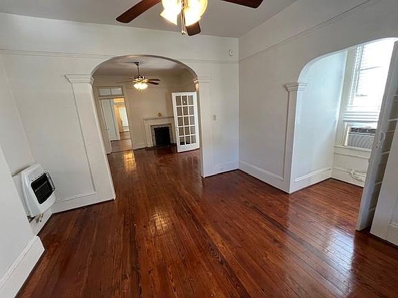 3rd image of 1133 Fern St
