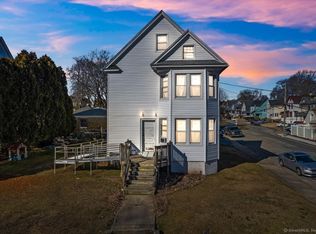 245 Montauk Ave, New London, CT 06320