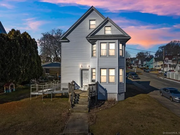 245 Montauk Avenue, New London, CT 06320
