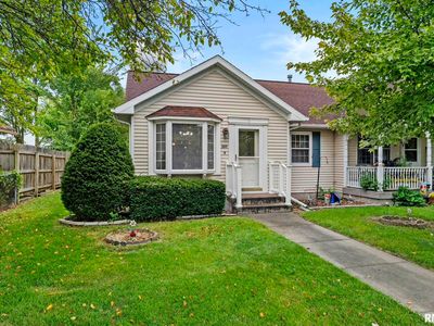 207 N Mississippi St #4, Blue Grass, IA, 52726