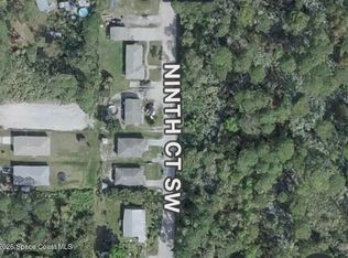 1245 9th Ct SW, Vero Beach, FL 32962