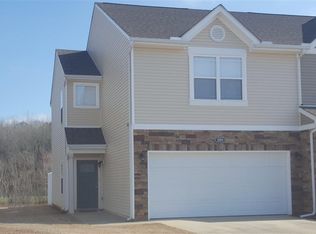 208 Falling Water Ln SW, Madison, AL 35756