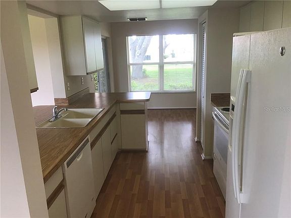 3rd image of 3907 Riverwalk Ct