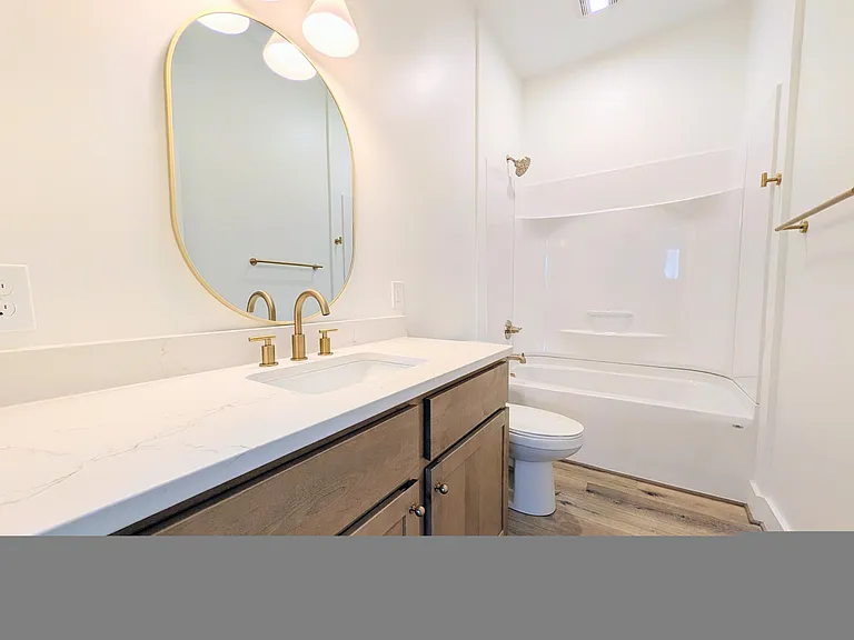 5900 Fort Ave — Photo 5