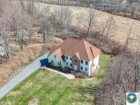 3rd image of 2510 Rising Hill Dr
