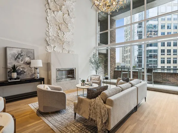 1999 McKinney Ave APT 807, Dallas, TX 75201
