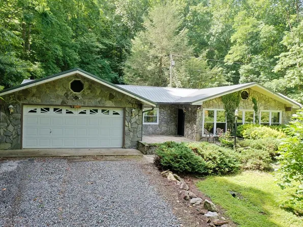 80 Shiloh Pl, Andrews, NC 28901
