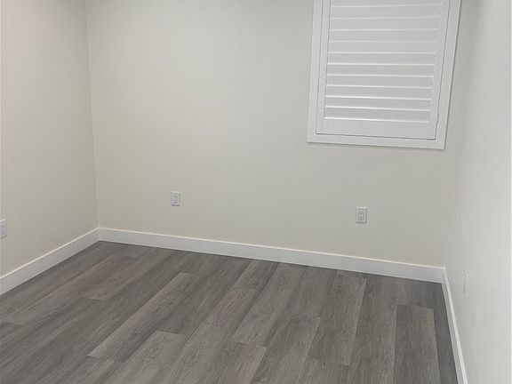 3rd image of 4656 Bell Pl #4656B