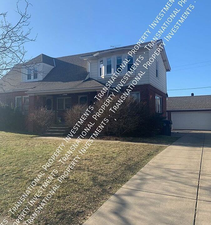 1st image of 17916 E Park Dr #2