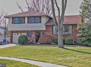 805 Johns Rd, Cherry Hill, NJ 08034