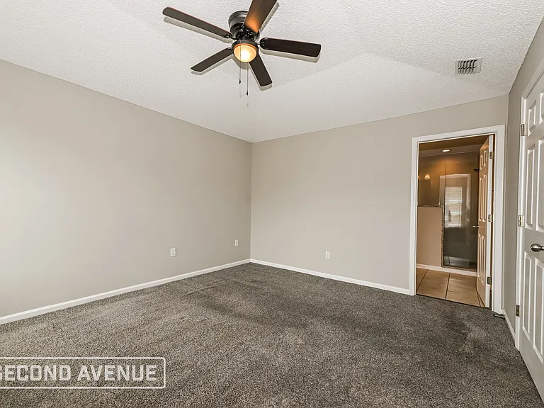 2226 Thomas Lynch Ct — Photo 12