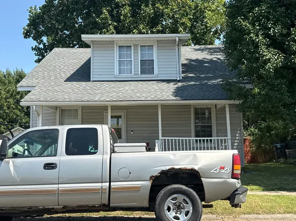 314 Louisa Ave, Dupo, IL 62239