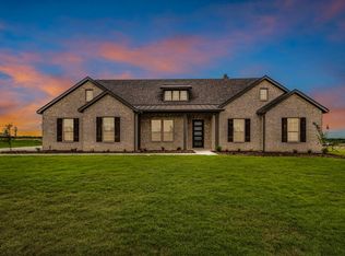 210 Big Bend Trl, Valley View, TX 76272
