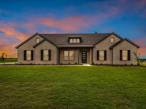 210 Big Bend Trl, Valley View, TX 76272