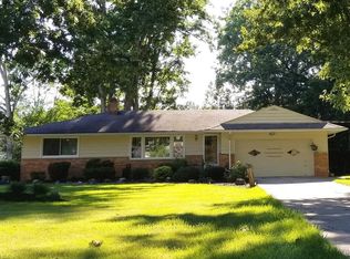 8610 Riverview Rd, Brecksville, OH 44141